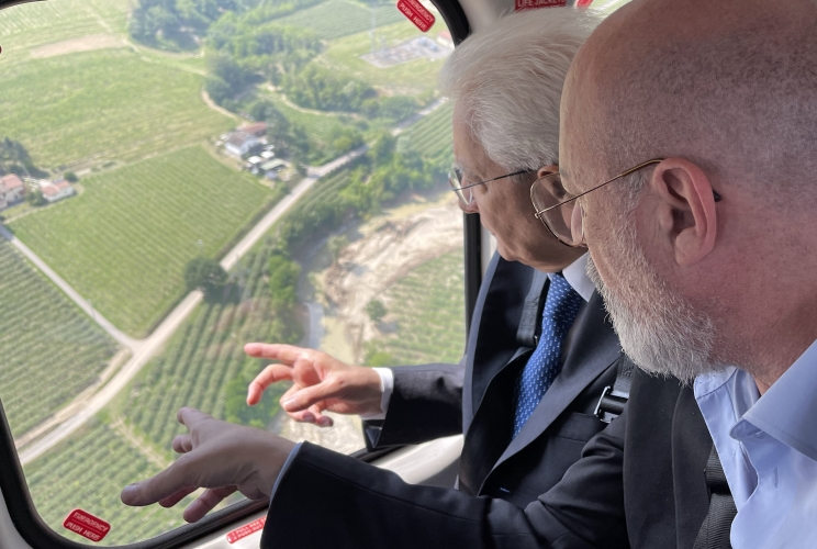 Il Presidente della Repubblica Sergio Mattarella in occasione della visita alle zone alluvionate dell'Emilia-Romagna