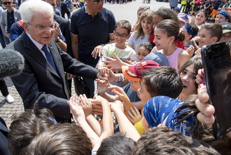Il Presidente della Repubblica Sergio Mattarella incontra la cittadinanza e i volontari di Forlì, in occasione della visita alle zone alluvionate dell'Emilia - Romagna
