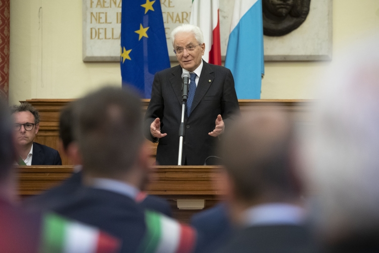 Il Presidente della Repubblica Sergio Mattarella nella Sala Consiliare del Municipio di Faenza, incontra i Sindaci di tutte le città colpite dal maltempo
