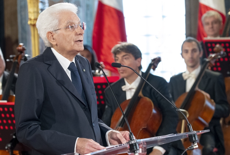 Il Presidente Sergio Mattarella rivolge il suo indirizzo di saluto in occasione del concerto eseguito dall’Orchestra Sinfonica Nazionale della Rai, diretta da Speranza Scappucci, in onore del Corpo Diplomatico accreditato presso lo Stato Italiano