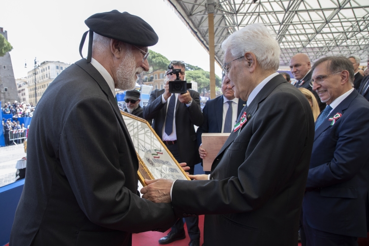 Il Presidente Sergio Mattarella alla Parata Militare ai Fori Imperiali, in occasione della Festa Nazionale della Repubblica
