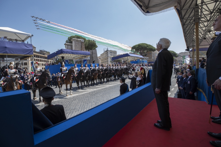 Il Presidente Sergio Mattarella alla Parata Militare ai Fori Imperiali, in occasione della Festa Nazionale della Repubblica
