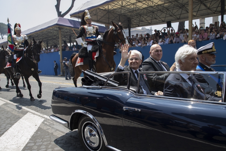 Il Presidente Sergio Mattarella alla Parata Militare ai Fori Imperiali, in occasione della Festa Nazionale della Repubblica
