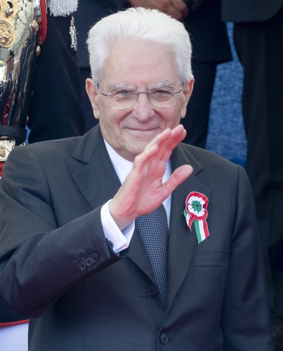 Il Presidente Sergio Mattarella assiste alla Parata Militare ai Fori Imperiali, in occasione della Festa Nazionale della Repubblica