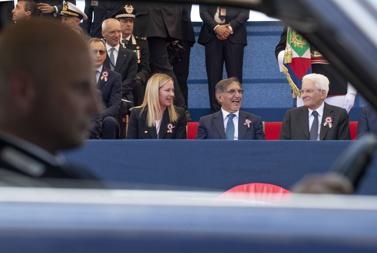 Il Presidente Sergio Mattarella assiste alla Parata Militare ai Fori Imperiali, in occasione della Festa Nazionale della Repubblica