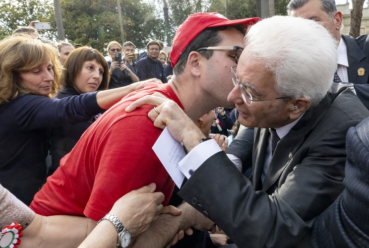 Il Presidente Sergio Mattarella in occasione dell’apertura dei Giardini del Quirinale alle categorie fragili per la Festa nazionale della Repubblica