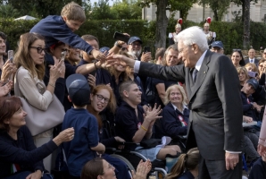 2 giugno - Il Presidente  Mattarella nei giardini del Quirinale
