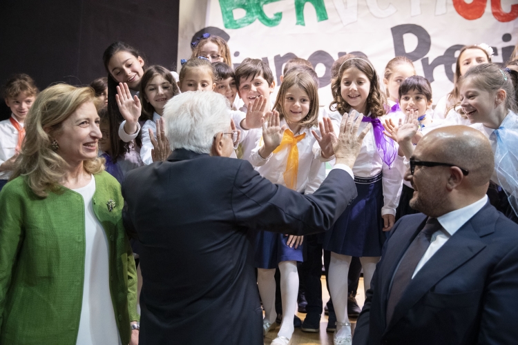 Il Presidente della Repubblica Sergio Mattarella all’Istituto Statale Italiano “Leonardo Da Vinci” di Parigi 	
