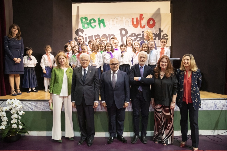 Il Presidente della Repubblica Sergio Mattarella all’Istituto Statale Italiano “Leonardo Da Vinci”,di Parigi 	
