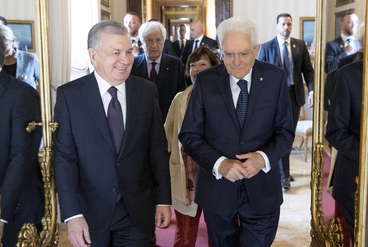 Il Presidente Sergio Mattarella con il Presidente della Repubblica dell’Uzbekistan, S.E. il Signor Shavkat Mirziyoyev, in visita ufficiale