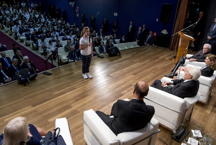 Il Presidente Sergio Mattarella incontra gli studenti italiani della Scuola Cristoforo Colombo