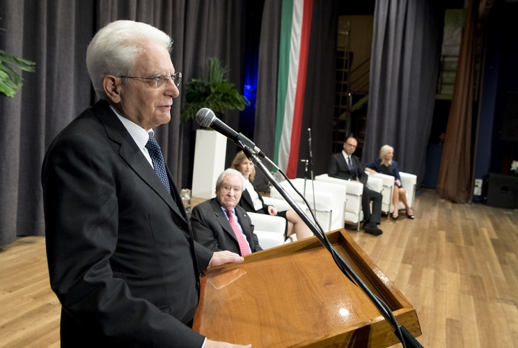 Il Presidente Sergio Mattarella nel corso dell'incontro con gli studenti