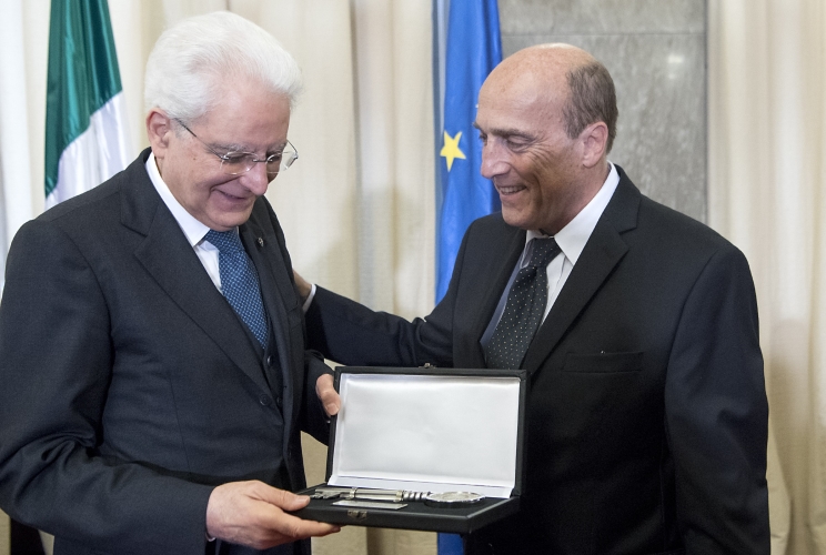 Il Presidente Sergio Mattarella riceve le chiavi di Montevideo da parte del Sindaco Daniel Martìnez