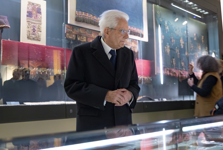 Santiago - Il Presidente della Repubblica Sergio Mattarella visita il museo precolombino