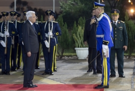  Il Presidente della Repubblica Sergio Mattarella al suo arrivo all'aeroporto di Asuncion
