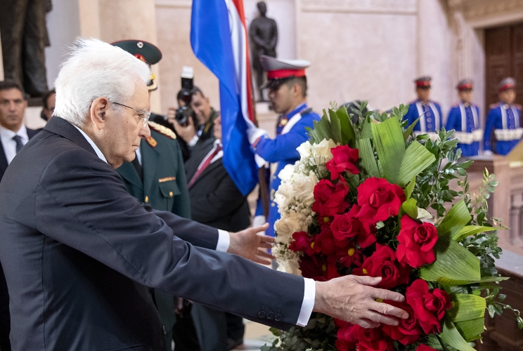  Asuncion - Il Presidente della Repubblica Sergio Mattarella al Pantheon Nazionale degli Eroi
