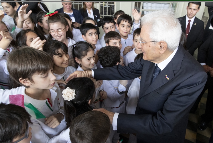 Asuncion - Il Presidente della Repubblica Sergio Mattarella alla Scuola Italiana di Asuncion