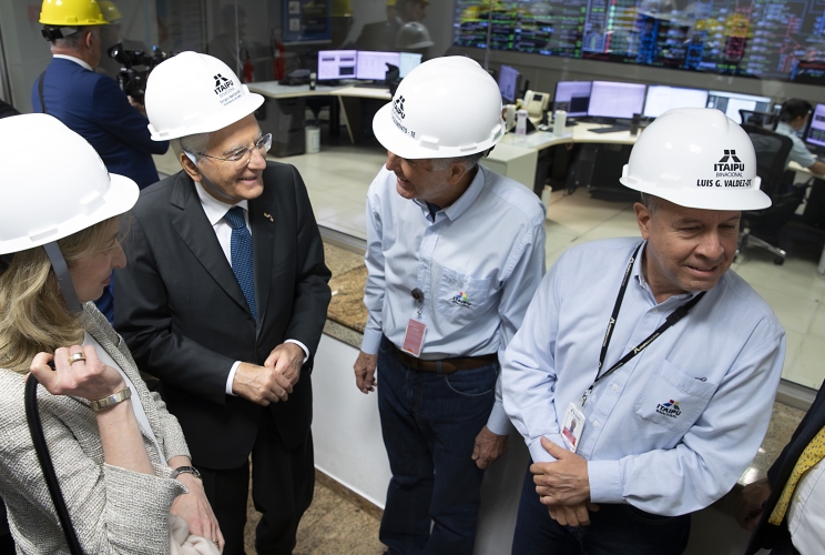 Ciudad del Este - Il Presidente della Repubblica Sergio Mattarella alla diga ITAIPIU 