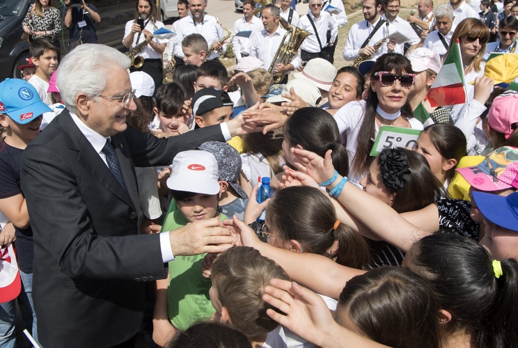 Il Presidente Sergio Mattarella al suo arrivo a Spello per la visita alla Villa Romana di Sant’Anna.