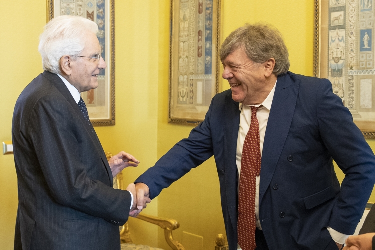 Il Presidente Sergio Mattarella incontra Giuseppe Carletti,tastierista e fondatore Gruppo musicale i Nomadi,in occasione del loro 60°anniversario  
