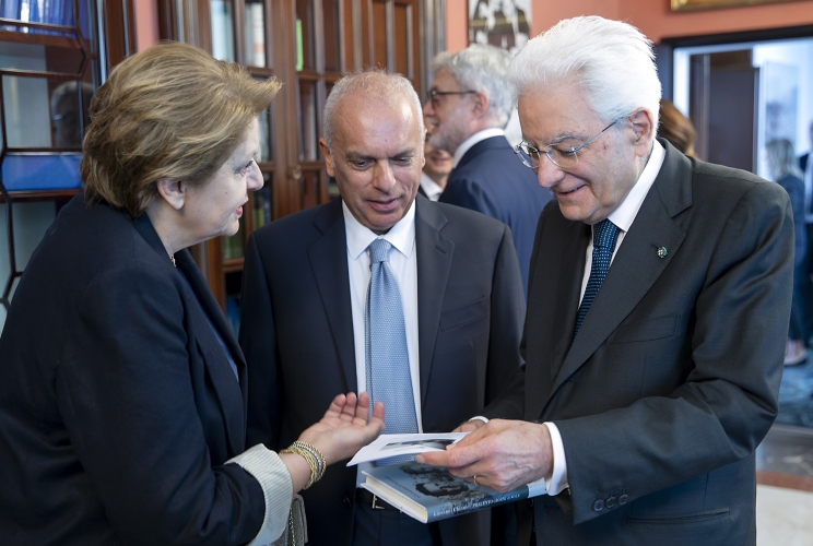 Il Presidente della Repubblica Sergio Mattarella alla cerimonia commemorativa del 40° anniversario della morte del giudice Rocco Chinnici, con il figli Caterina e Giovanni Chinnici