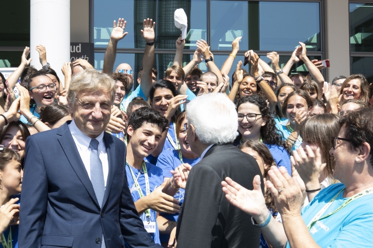 Il Presidente Sergio Mattarella alla giornata conclusiva della 44a edizione del Meeting per l’amicizia fra i popoli 
