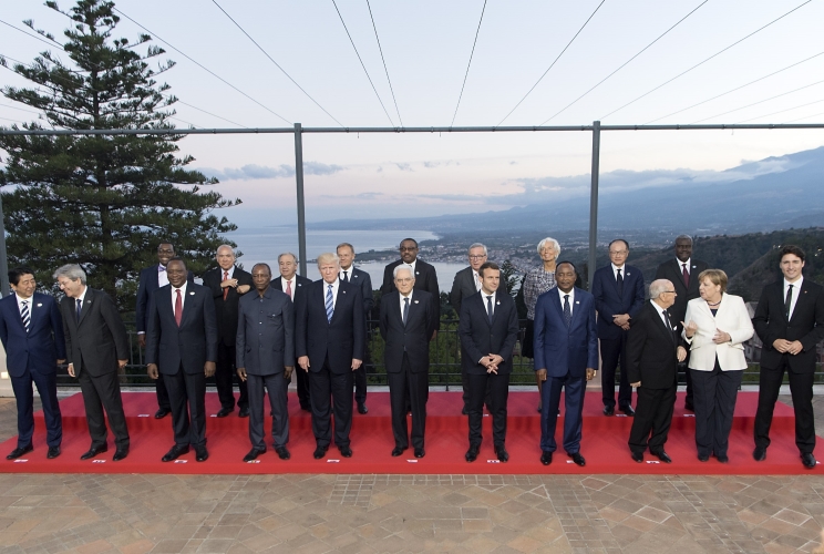 Foto di famiglia del Pranzo in onore dei Capi di Stato e di Governo