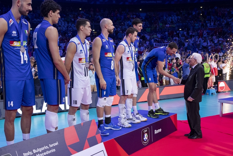 Roma - Il Presidente della Repubblica Sergio Mattarella alla finale del Campionato europeo di pallavolo maschile