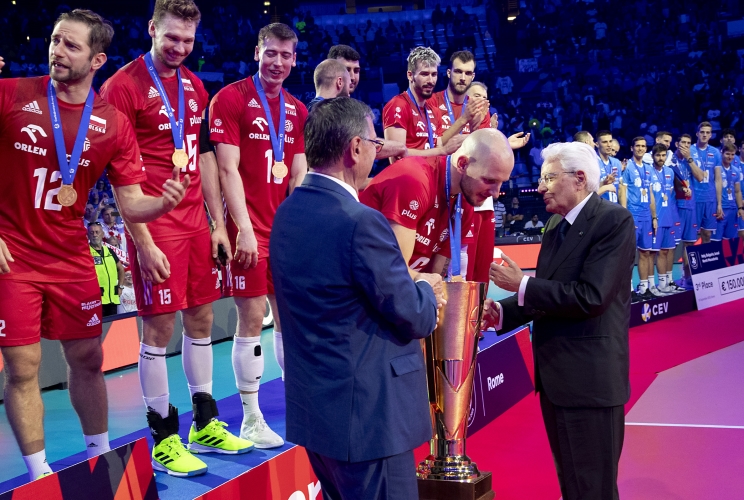 Roma - Il Presidente della Repubblica Sergio Mattarella alla finale del Campionato europeo di pallavolo maschile
