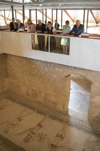 Il Presidente della Repubblica Sergio Mattarella  con il Presidente della Repubblica Federale di Germania, Frank-Walter Steinmeier ,la Sig.ra Laura e la Signora Elke Büdenbender, al Parco Archeologico della Villa Romana del Casale 
