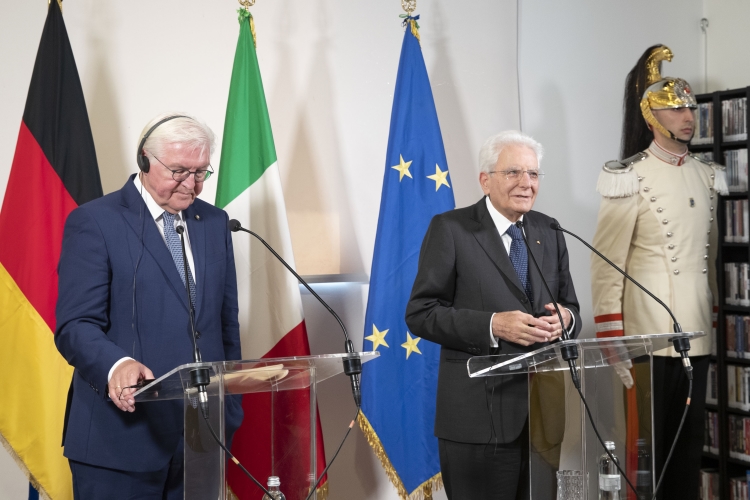 Il Presidente della Repubblica Sergio Mattarella con Frank-Walter Steinmeier, Presidente della Repubblica Federale di Germania, durante l’incontro con la stampa

