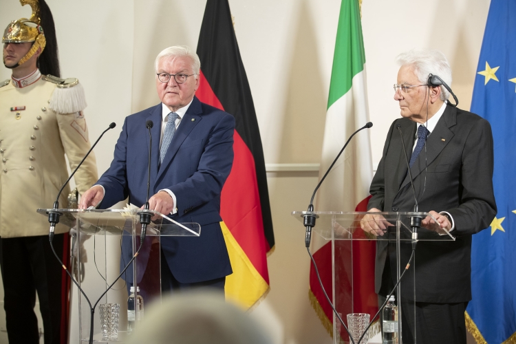 Il Presidente della Repubblica Sergio Mattarella con Frank-Walter Steinmeier, Presidente della Repubblica Federale di Germania, durante l’incontro con la stampa
