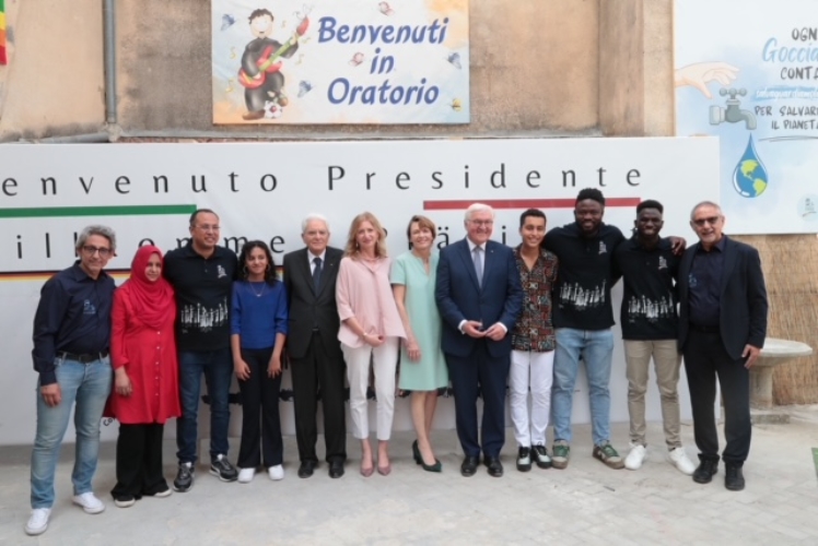 Il Presidente Sergio Mattarella con il Presidente della Repubblica Federale di Germania Frank-Walter Steinmeier visitano l’Associazione Don Bosco 2000