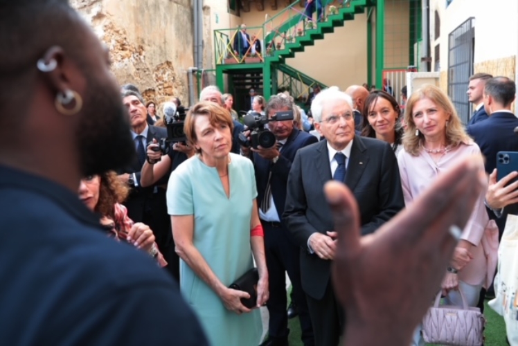 Il Presidente Sergio Mattarella con il Presidente della Repubblica Federale di Germania Frank-Walter Steinmeier visitano l’Associazione Don Bosco 2000