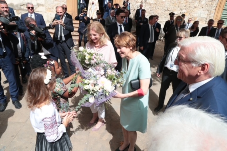 Il Presidente Sergio Mattarella con il Presidente della Repubblica Federale di Germania Frank-Walter Steinmeier visitano l’Associazione Don Bosco 2000