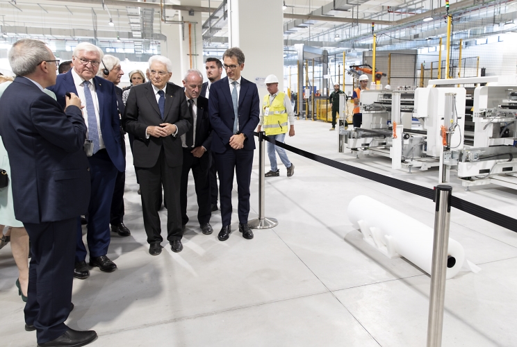 Il Presidente della Repubblica Sergio Mattarella con il Presidente della Repubblica Federale di Germania Frank-Walter Steinmeier visita lo stabilimento 3Sun Gigafactory di Enel green Power

 
