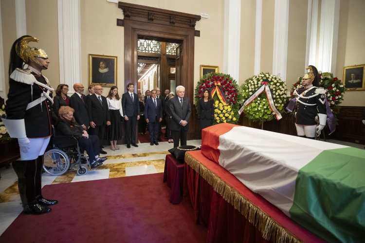 Il Presidente della Repubblica Sergio Mattarella alle Esequie di Stato con commemorazione del Presidente Emerito della Repubblica Giorgio Napolitano   
