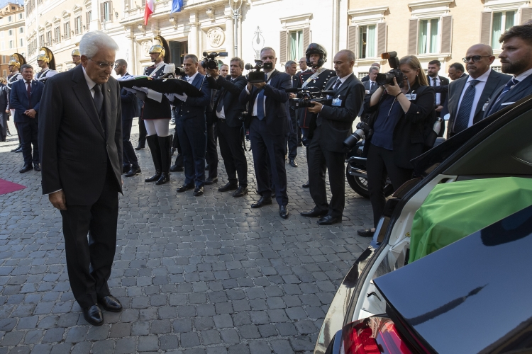 Il Presidente della Repubblica Sergio Mattarella alle Esequie di Stato civili con cerimonia di commemorazione del Presidente Emerito della Repubblica Giorgio Napolitano  

