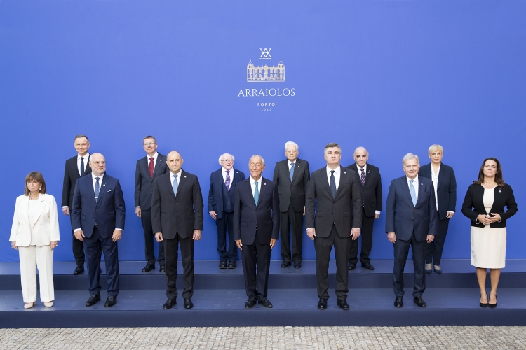 Il Presidente della Repubblica Sergio Mattarella con i Capi di Stato per la XVII riunione del gruppo Arraiolos 
