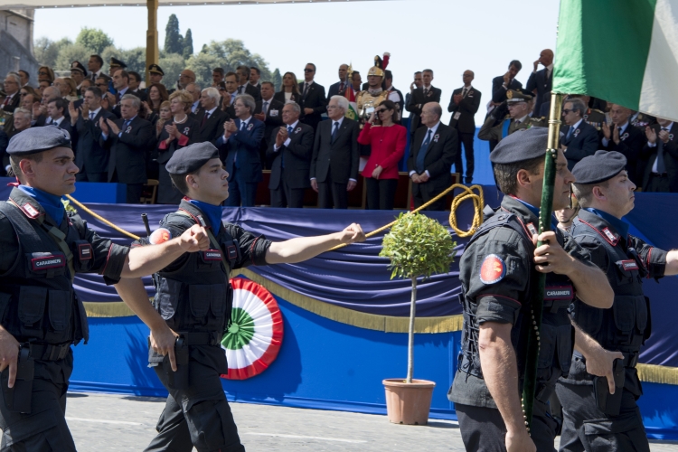 Il Presidente Sergio Mattarella alla Rivista Militare per il 71° anniversario della Repubblica Italiana.