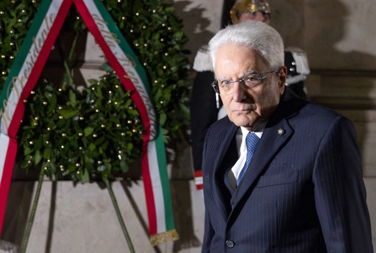 Il Presidente Sergio Mattarella depone una corona di fiori in occasione dell’80° anniversario del rastrellamento degli Ebrei di Roma
