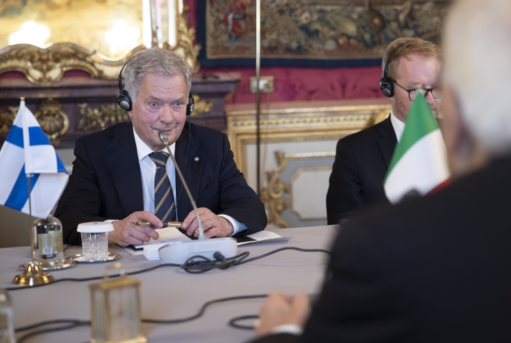 Il Presidente della Repubblica Sergio Mattarella nel corso dei colloqui allargati alle rispettive delegazioni con Sauli Niinistö, Presidente della Repubblica di Finlandia, in visita di Stato