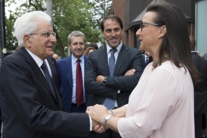 Il Presidente Sergio Mattarella accolto alla Casa d'Italia 