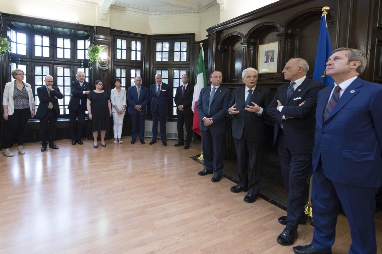 Il Presidente Sergio Mattarella al Consolato Generale d'Italia