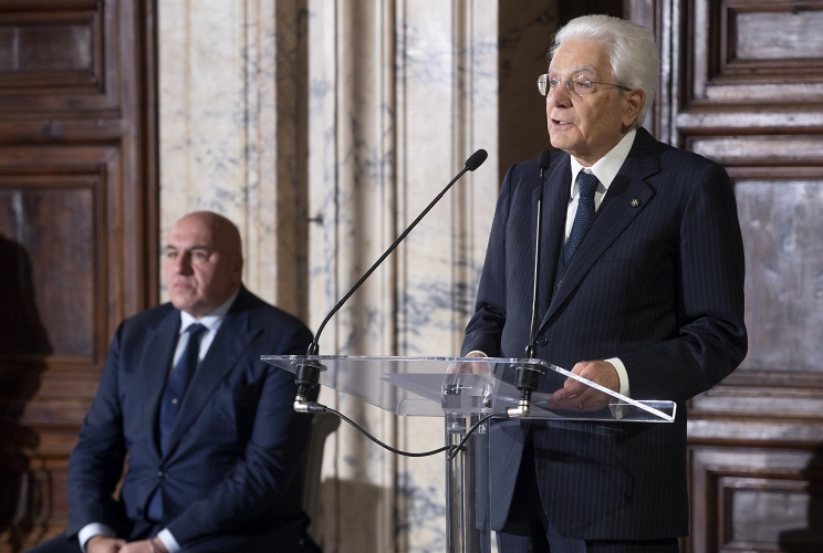 Il Presidente Sergio Mattarella nel corso della cerimonia di consegna delle insegne dell’Ordine Militare d’Italia, nel Giorno dell’Unità Nazionale e della Giornata delle Forze Armate