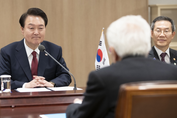 Il Presidente della Repubblica Sergio Mattarella con Yoon Suk Yeol,Presidente della Repubblica di Corea,in occasione della visita di Stato
