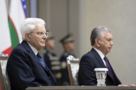 Il Presidente della Repubblica Sergio Mattarella con Shavkat Mirziyoyev, Presidente della Repubblica dell’Uzbekistan, in occasione della firma di intese  
