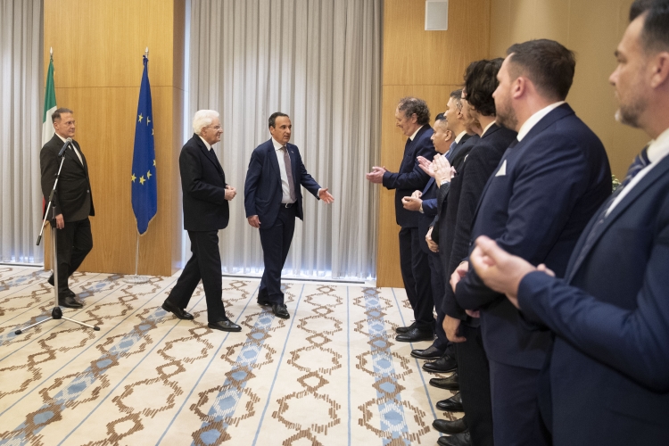 Il Presidente della Repubblica Sergio Mattarella incontra il personale dell’Ambasciata d’Italia a Tashkent e una rappresentanza della collettività italiana in Uzbekistan, in occasione della visita Ufficiale nella Repubblica dell’Uzbekistan 

