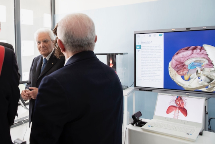 Il Presidente della Repubblica Sergio Mattarella visita il complesso universitario di Scampia 