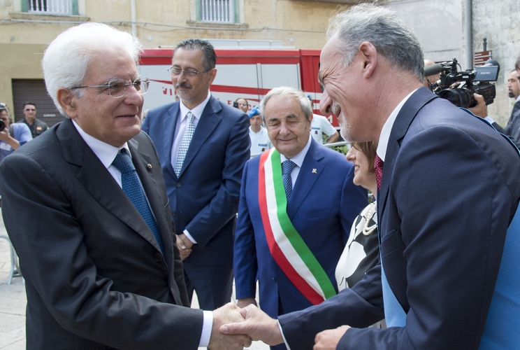 Il Presidente Sergio Mattarella accolto dalle autorità locali a Matera